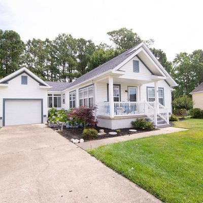 13 Blue Heron Cir, Berlin, MD 21811