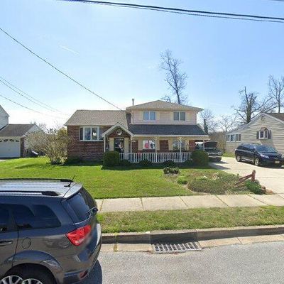 13 Canterbury Dr, Pennsville, NJ 08070