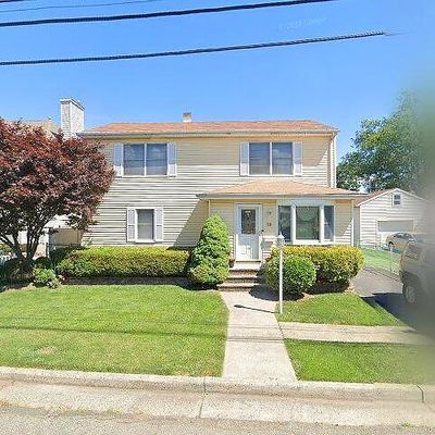 13 Fayette St, Edison, NJ 08817