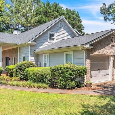 13 Rocky Cir Ne, White, GA 30184