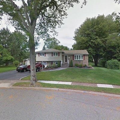 13 Tuxedo Dr, Wayne, NJ 07470