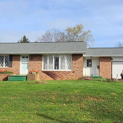 130 Blue Lake Rd, Reinholds, PA 17569