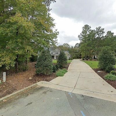 130 Cross Creek Dr, Chapel Hill, NC 27514