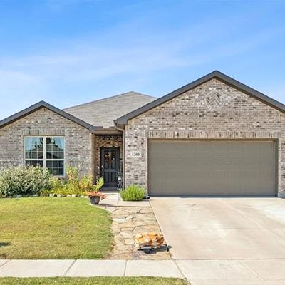 1300 Benwick Dr, Van Alstyne, TX 75495