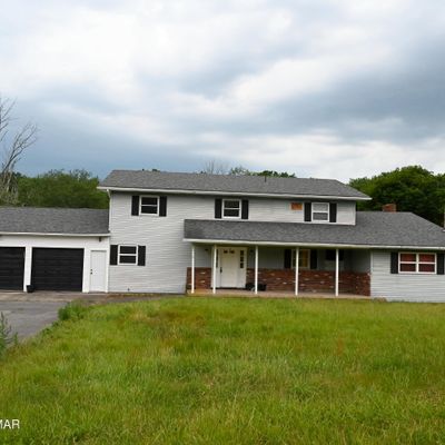 1301 Bunny Ln, Brodheadsville, PA 18322