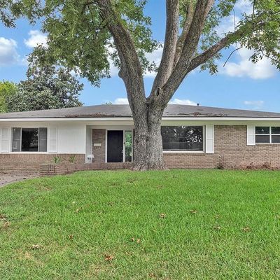 1303 Cove St, Bossier City, LA 71112