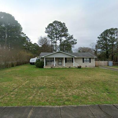 1303 Robertson Rd, Anniston, AL 36207