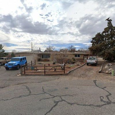 1304 Linda Ct, Corrales, NM 87048