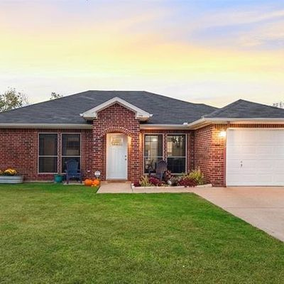 1304 Melody Cir, Kaufman, TX 75142