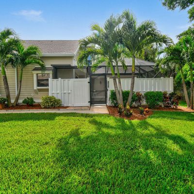 1304 Summerwinds Ln, Jupiter, FL 33458