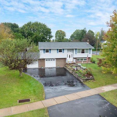 1457 Westerly Pkwy, State College, PA 16801