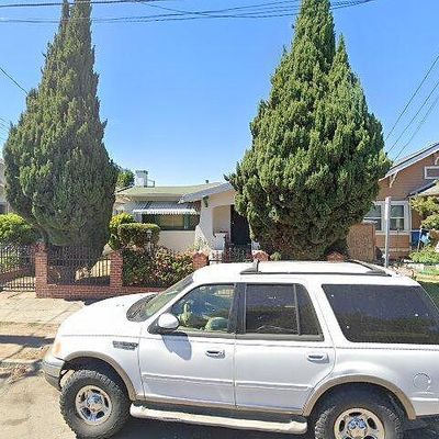 1461 84 Th Ave, Oakland, CA 94621