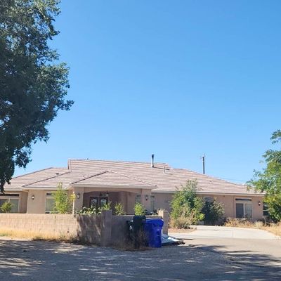 14640 Choco Ln, Apple Valley, CA 92307