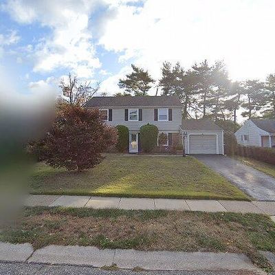 147 Somerset Dr, Willingboro, NJ 08046