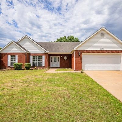 1470 Forest St, Springdale, AR 72764