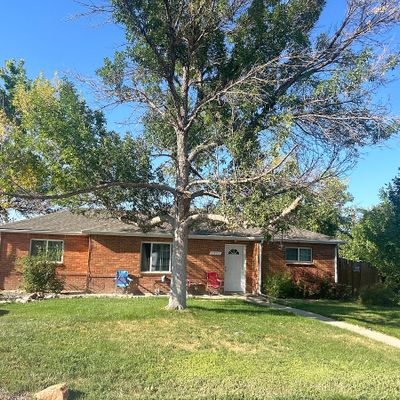 1471 Oak Pl, Thornton, CO 80229