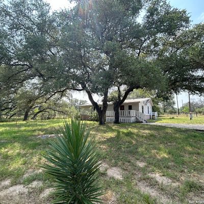 148 County Road 788, Natalia, TX 78059