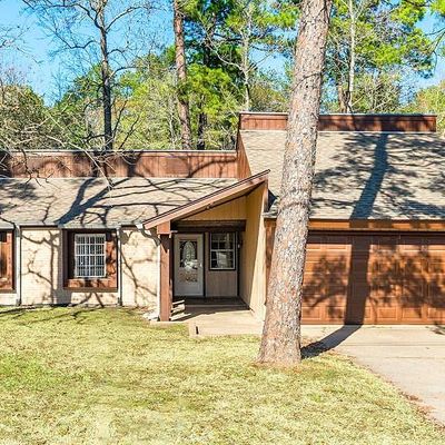 148 N Lake Dr, Livingston, TX 77351