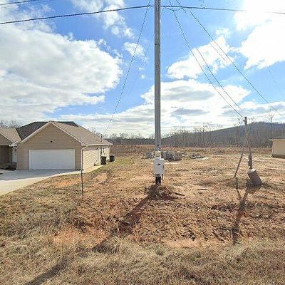 1489 Woods Cove Rd, Scottsboro, AL 35768