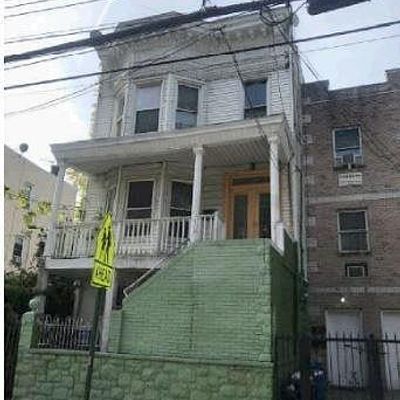 1495 Beach Ave, Bronx, NY 10460