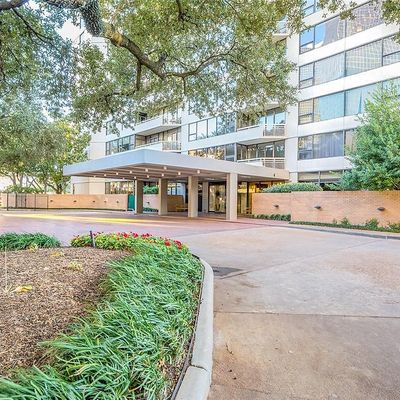 15 Greenway Plaza, Houston, TX 77046