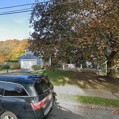 15 Meadow View Rd, Wakefield, MA 01880