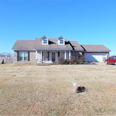 150 Chase Dr, Deatsville, AL 36022