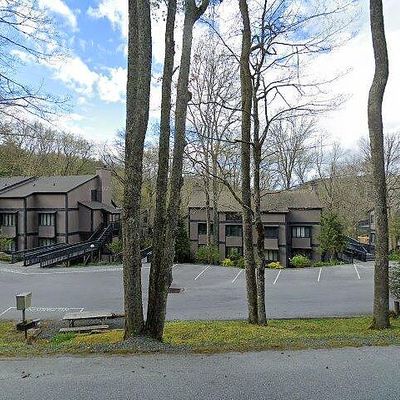 150 Glenwood Ln #E18, Sugar Mountain, NC 28604