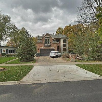 1502 Magnolia St, Glenview, IL 60025