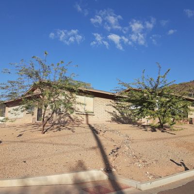 1502 W Shangri La Rd, Phoenix, AZ 85029