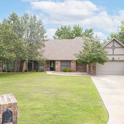 1505 Oak Knolls Dr, Fort Smith, AR 72903