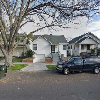 1505 V St, Sacramento, CA 95818