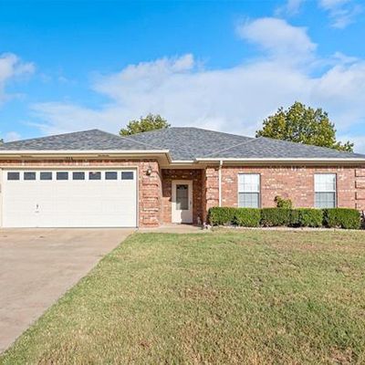 1506 Clover Ln, Granbury, TX 76048