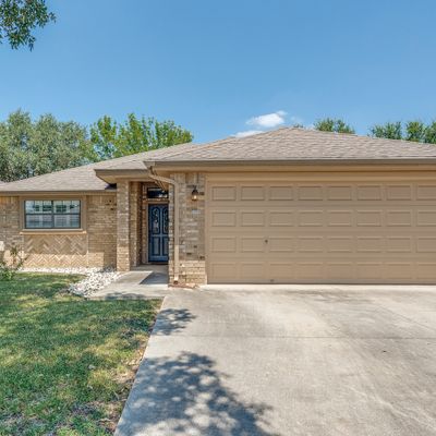 1506 Eastridge Pkwy, Seguin, TX 78155