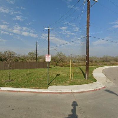 1507 W Chavaneaux Rd, San Antonio, TX 78224