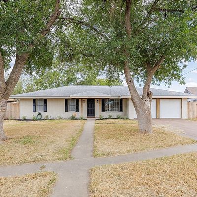 1515 Annette St, Kingsville, TX 78363