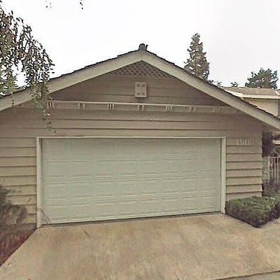 1516 E Castleview Ave, Visalia, CA 93292