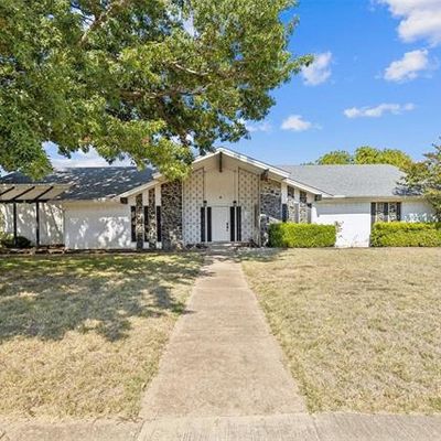 1516 Rockmoor Dr, Fort Worth, TX 76134