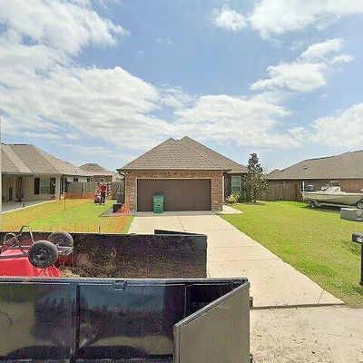 152 Essence Ave, Thibodaux, LA 70301