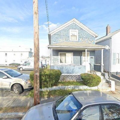 152 Freeborn Ave, East Providence, RI 02914