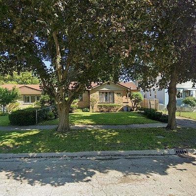 1521 Seymour Ave, North Chicago, IL 60064