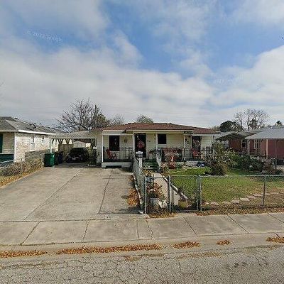 1524 Ormond Dr, Corpus Christi, TX 78415