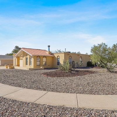 1530 Candlelight Dr, Las Cruces, NM 88011