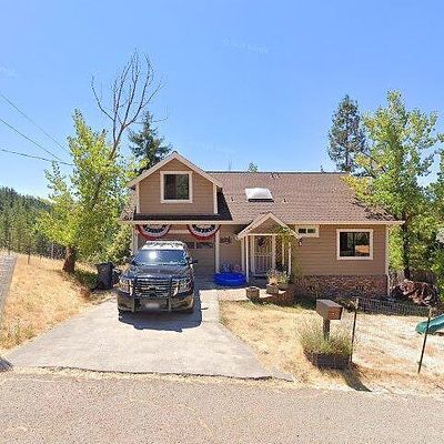 1531 Casteel Dr, Willits, CA 95490