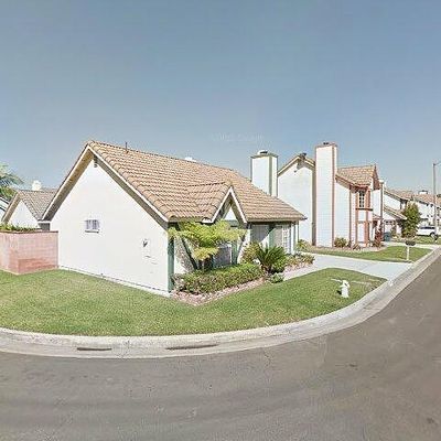 15319 Rancho Obispo Rd, Paramount, CA 90723