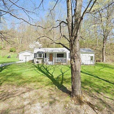 154 Hobbs Run Rd, Mount Morris, PA 15349