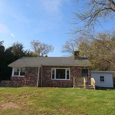 154 Golf Course Rd, Mohnton, PA 19540