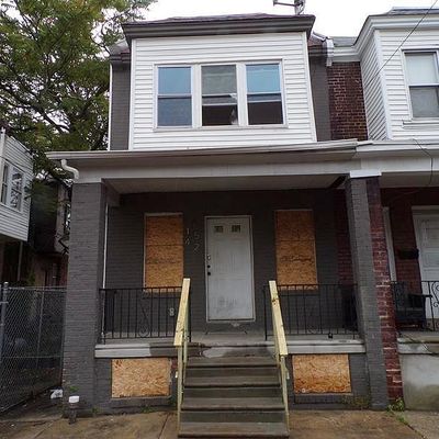 1542 S Napa St, Philadelphia, PA 19146