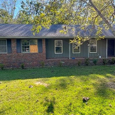 140 Rachel Ave, Fitzgerald, GA 31750