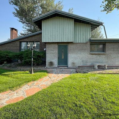 1400 11 Th St, Wheatland, WY 82201